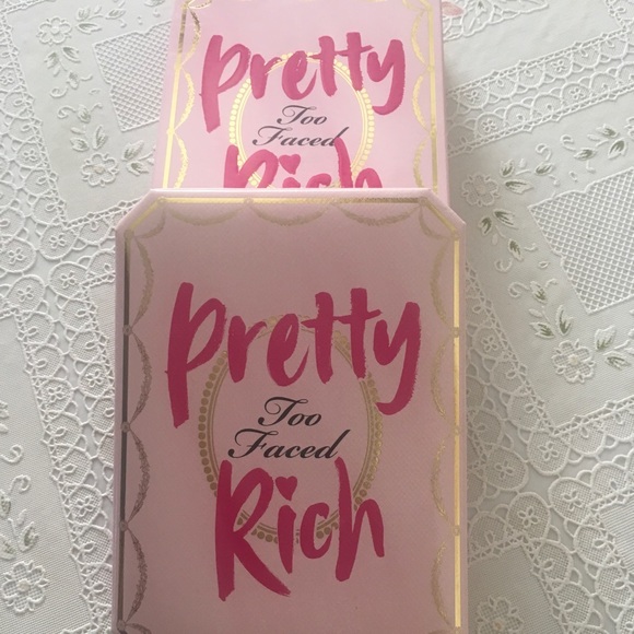 Too Faced Other - 🎉HP🎉 PRETTY RICH.DIAMOND LIGHT EYESHADOW PALETTE